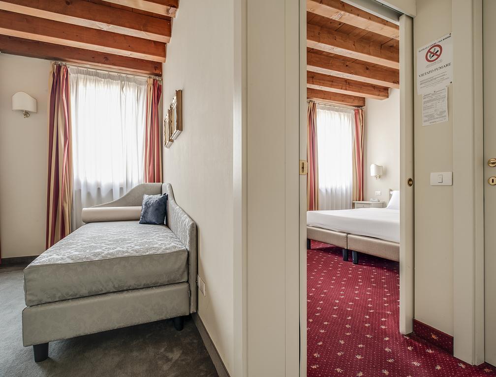 Mi Casa Es Tambien Tu Casa Vips Hotell Verona Exteriör bild