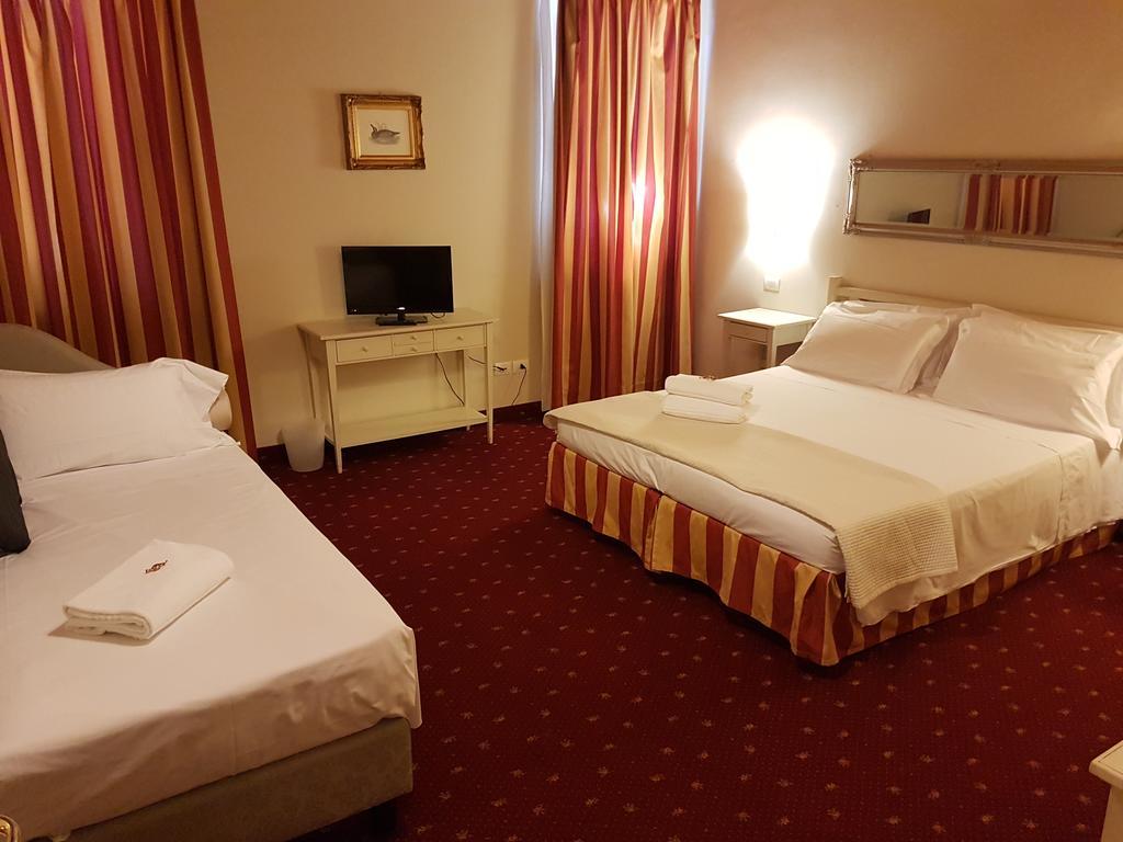 Mi Casa Es Tambien Tu Casa Vips Hotell Verona Exteriör bild